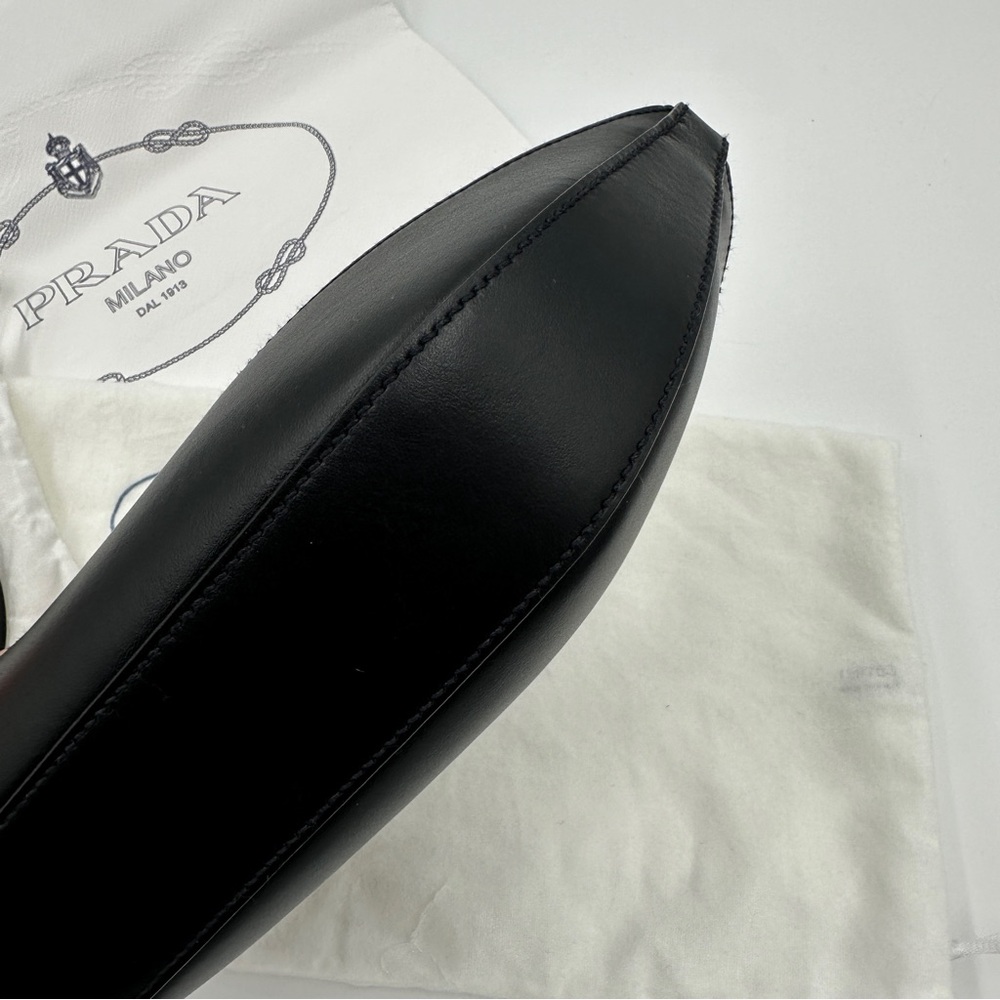Black Prada Medium Leather Bag - Picture 8 of 17